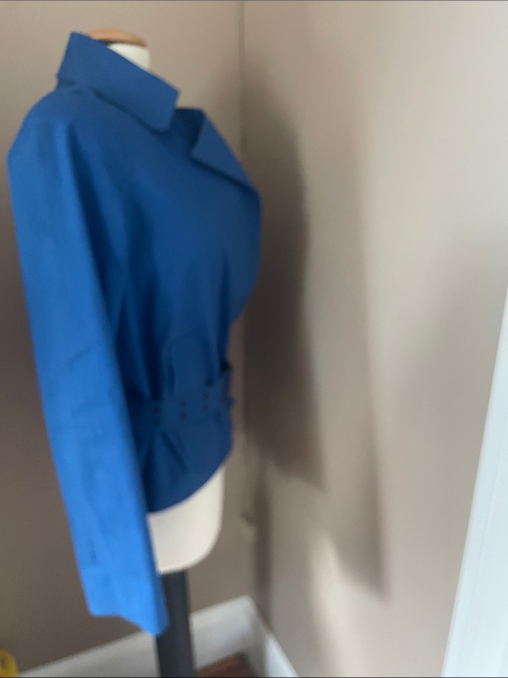 Burberry trench jacket Blue Belted Wrap Jacket - sz 8 - Picture 4 of 10